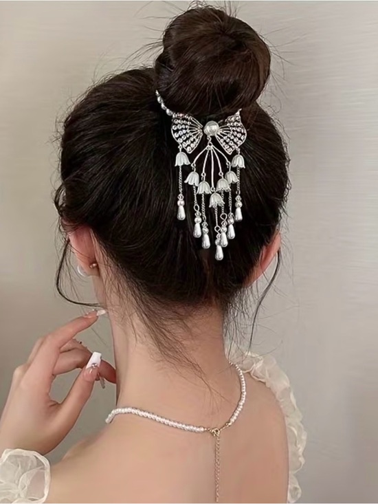 Accessories - Silver Bow Tassel Hair Pin - Elegant Women’s Hair Accessory